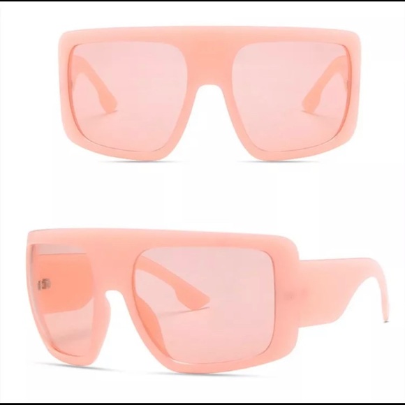 ⭐️Host Pick⭐️ Oversized Pink Vintage Frames - Picture 2 of 8